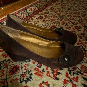 Women’s 7.5 size shoes